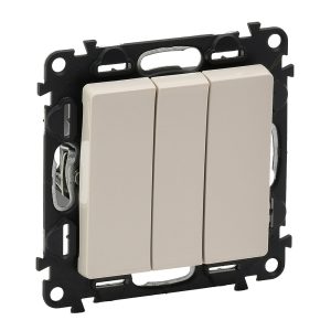 Троен ключ цвят крем Valena Life Legrand
