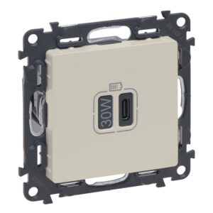 Розетка USB за зареждане тип C Power Delivery 30W цвят крем Valena Life Legrand