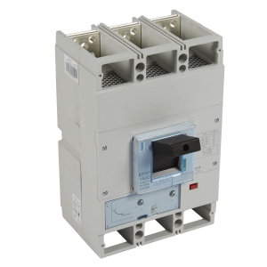 422277 Автоматичен прекъсвач DPX3 1600 TM 3P 1000А 70кА регулируем (In x 0.8...1) LEGRAND