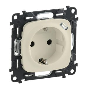 Контакт шуко 2P+E, USB C, Allure, крем