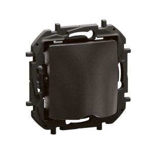 Твърда връзка Niloe NEW IP21 многомодулна инсталация черен Legrand